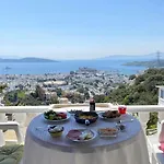 Burcu , Magnificent Sea View, Cozy, Free Otopark, Free Wifi * ボドルム
