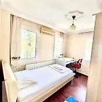Burcu , Magnificent Sea View, Cozy, Free Otopark, Free Wifi ボドルム