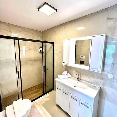 Burcu , Magnificent Sea View, Cozy, Free Otopark, Free Wifi فيلة بودروم