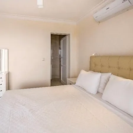 Burcu , Magnificent Sea View, Cozy, Free Otopark, Free Wifi *