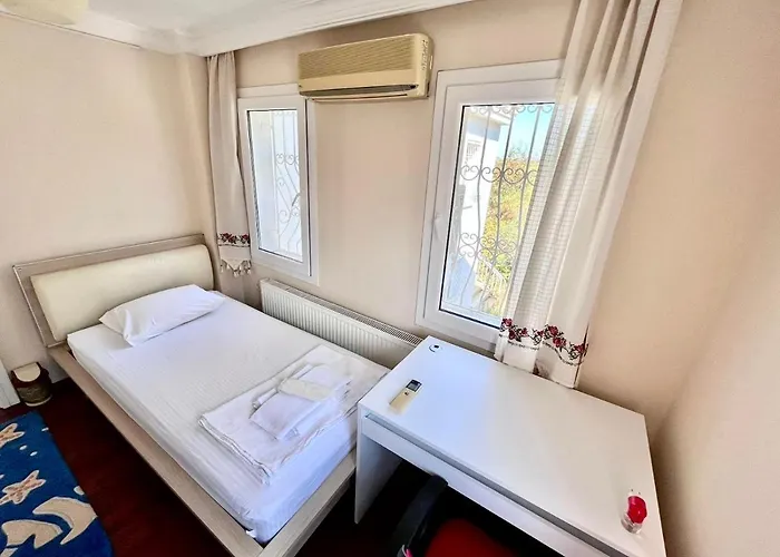 Burcu , Magnificent Sea View, Cozy, Free Otopark, Free Wifi * Bodrum