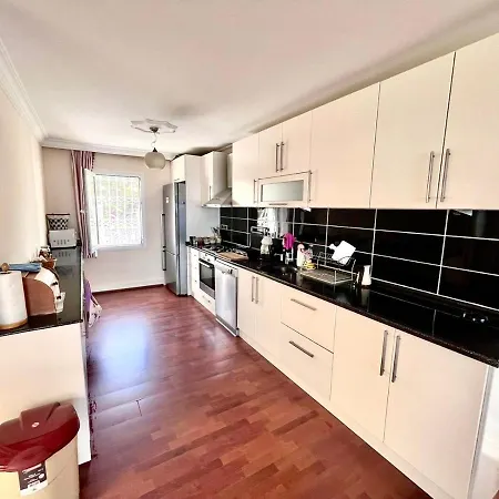 Burcu , Magnificent Sea View, Cozy, Free Otopark, Free Wifi