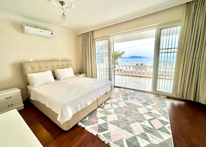 Burcu , Magnificent Sea View, Cozy, Free Otopark, Free Wifi Βίλα